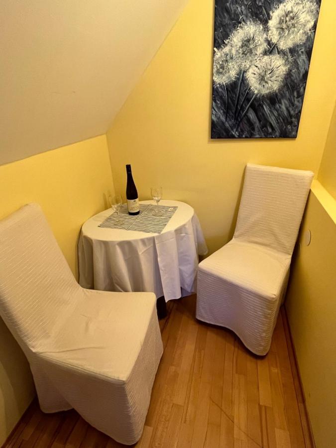 Privatzimmer Familie Pair/Schmoll Spital am Semmering Pokoj fotografie